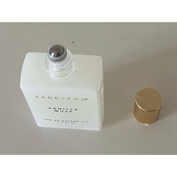 Sand And Fog Vanilla Musk Parfum Rollerball 17.Fl Oz 50 ml NEW - Picture 8 of 8